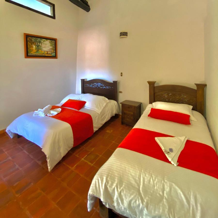 Hacienda Santa Barbara *